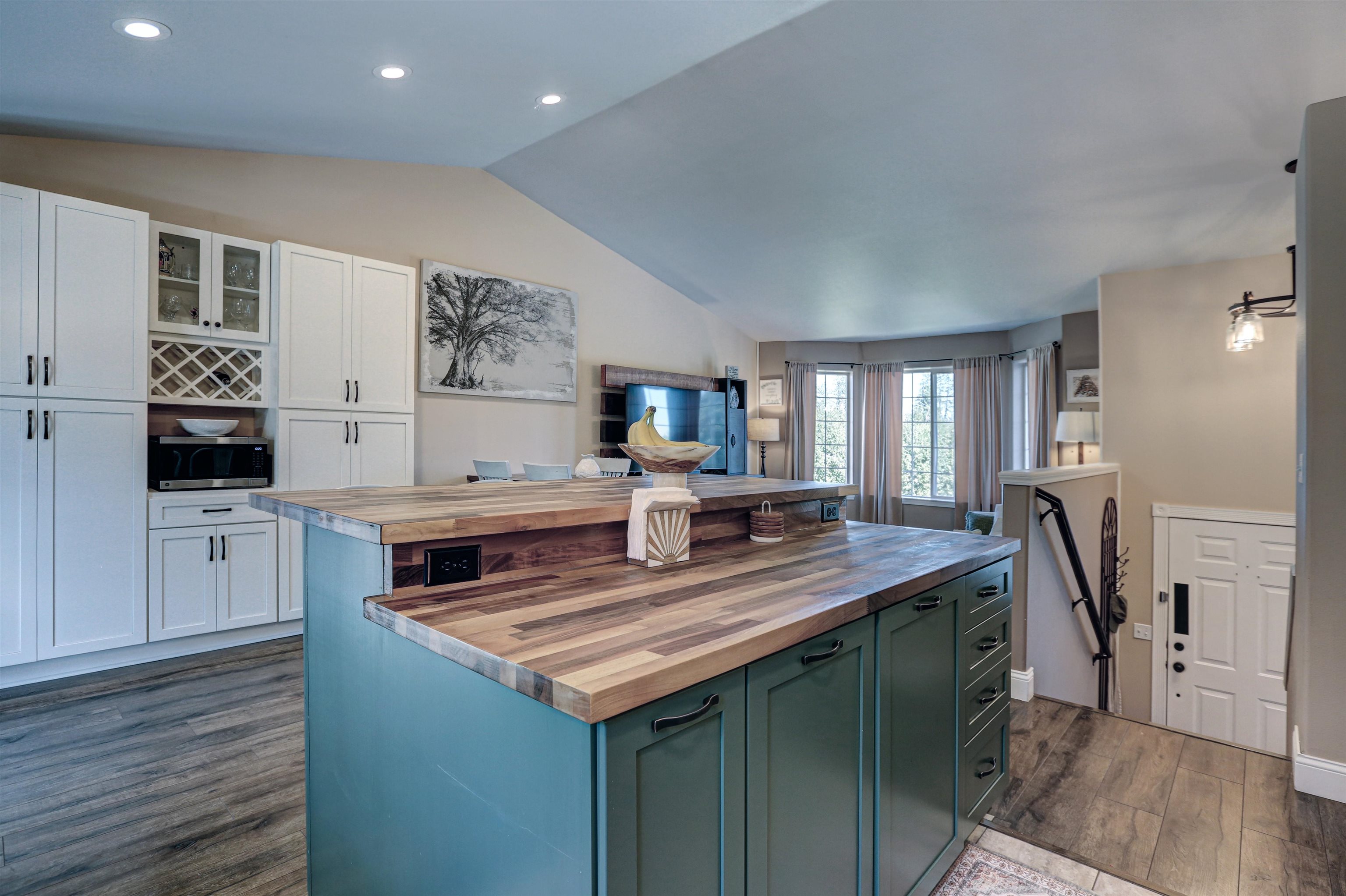 3204 E 42nd Ave - Photo 9