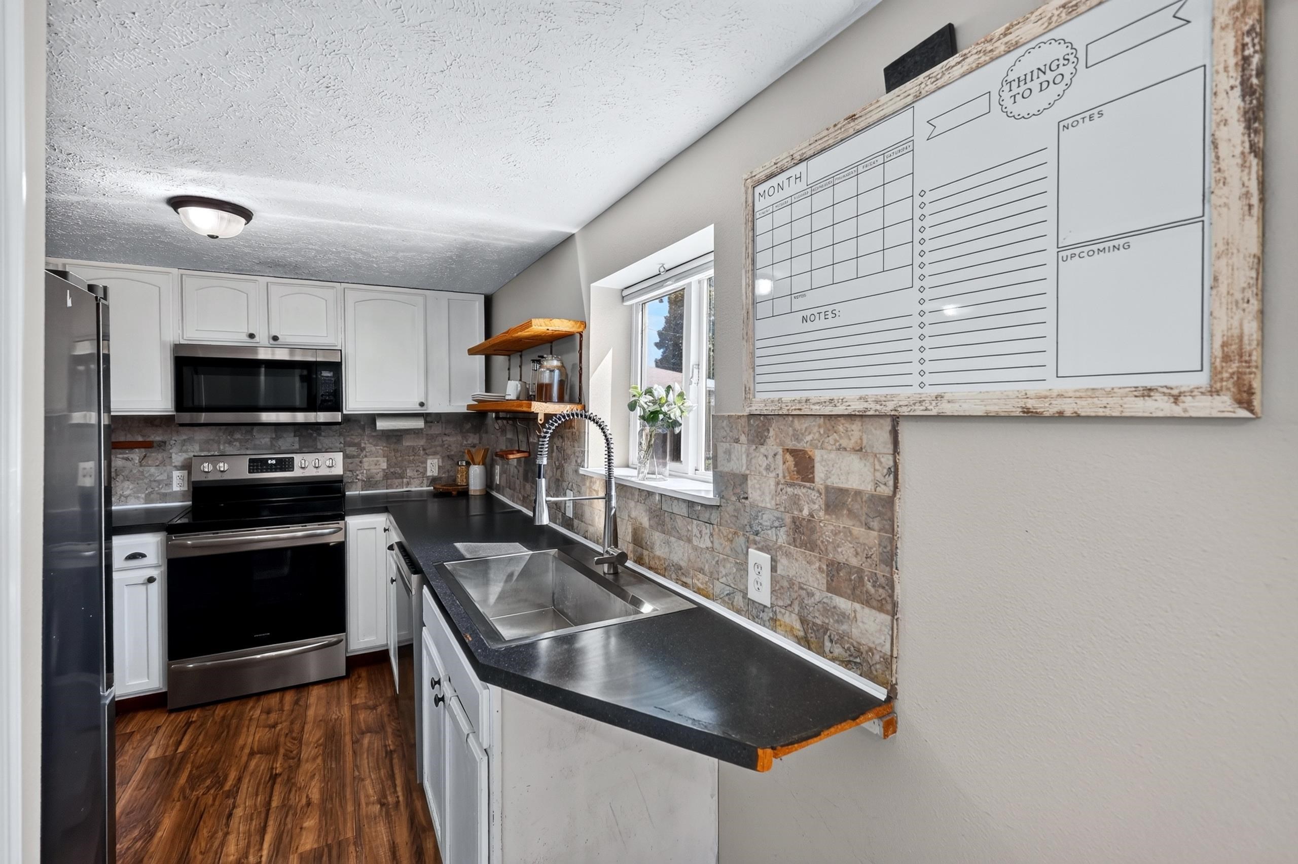 2422 N WALL St - Photo 14