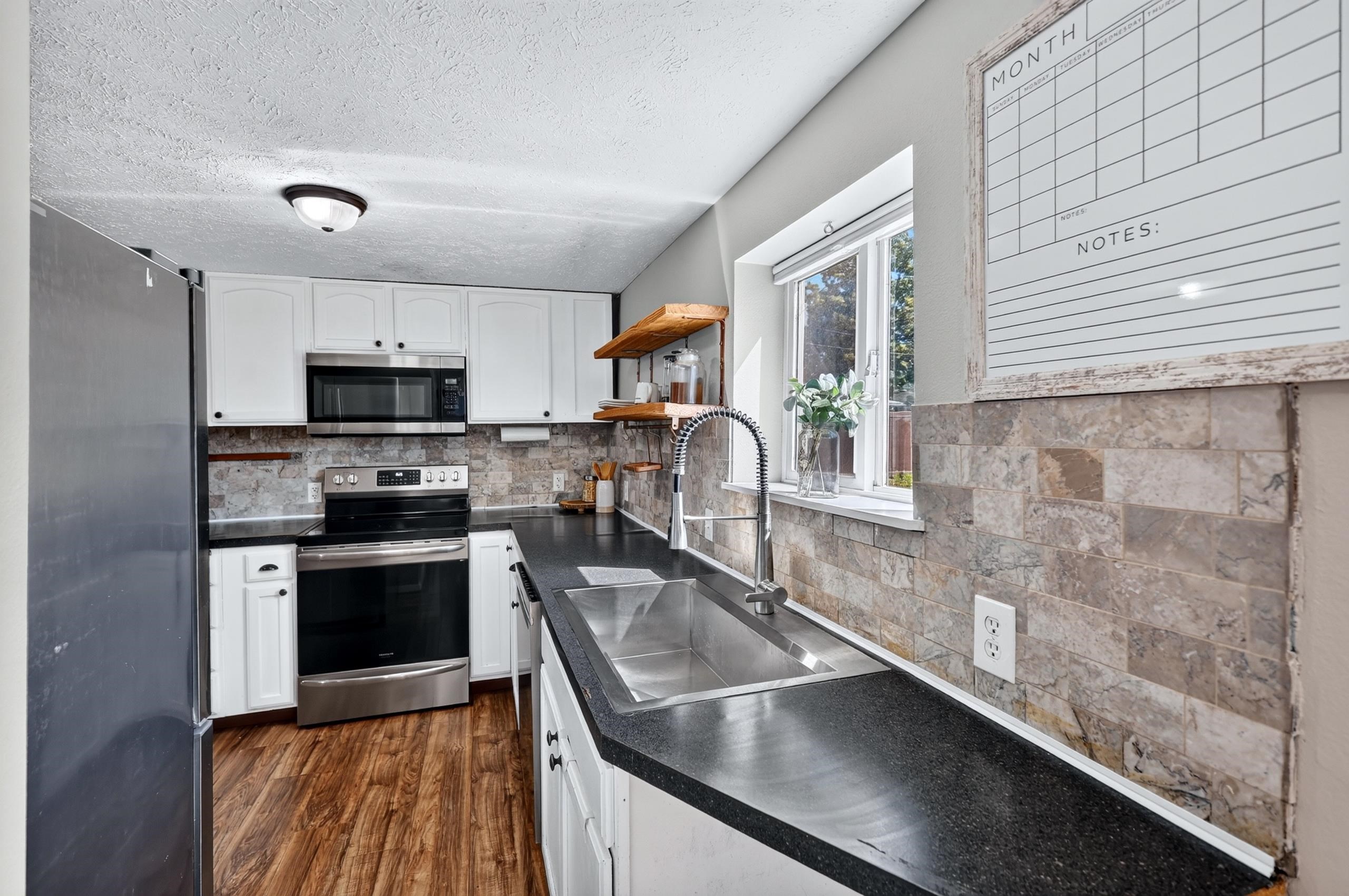 2422 N WALL St - Photo 15