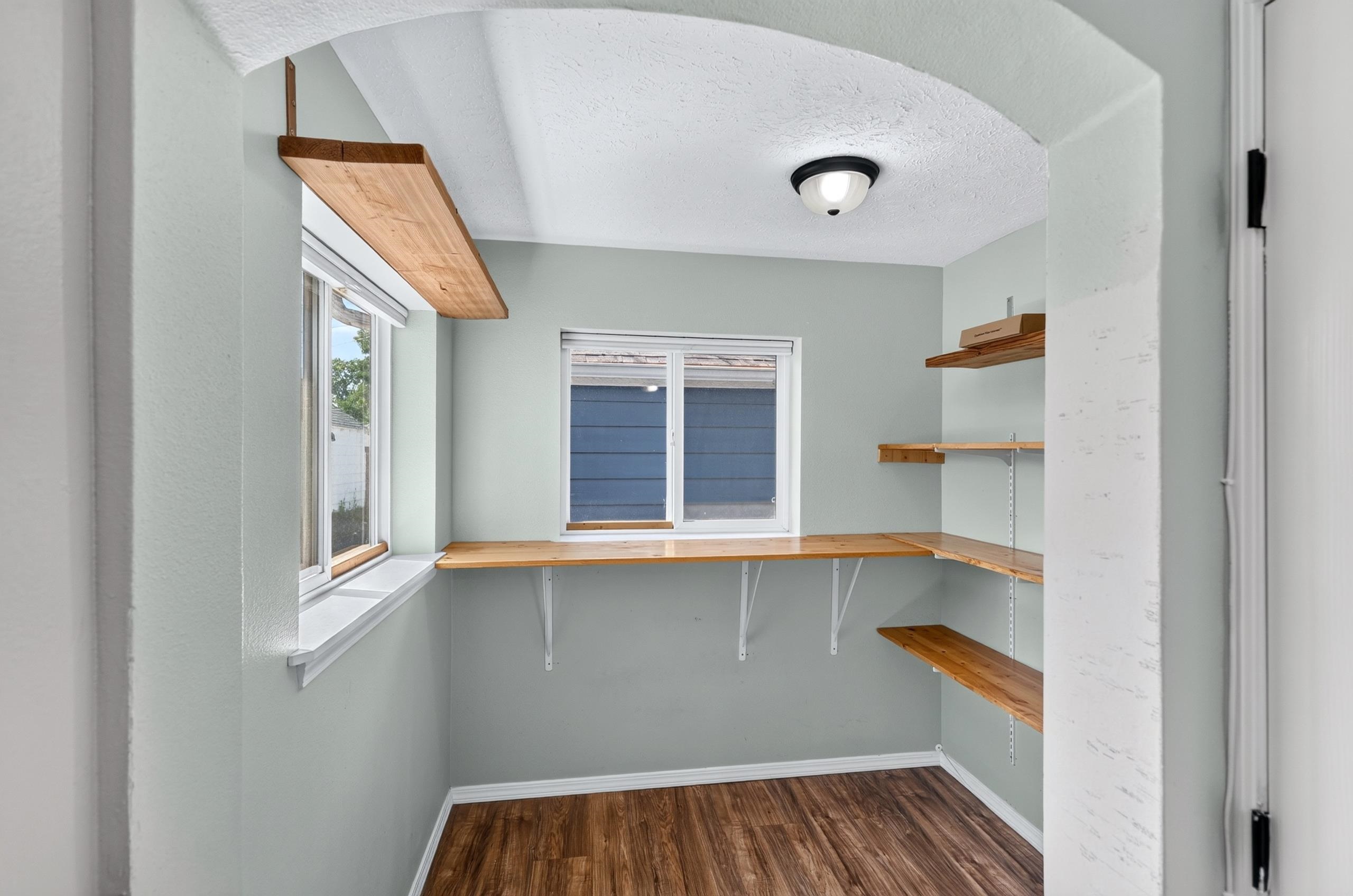 2422 N WALL St - Photo 17