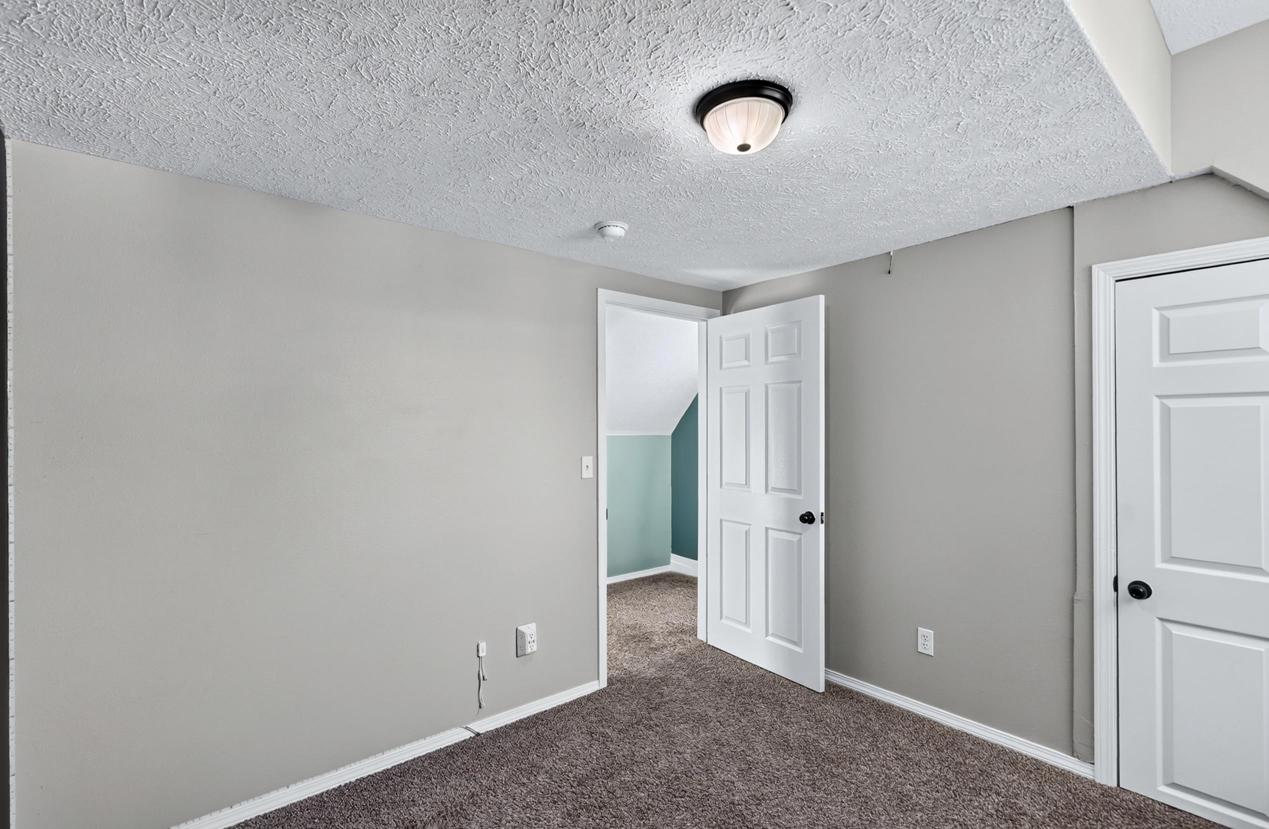 2422 N WALL St - Photo 30