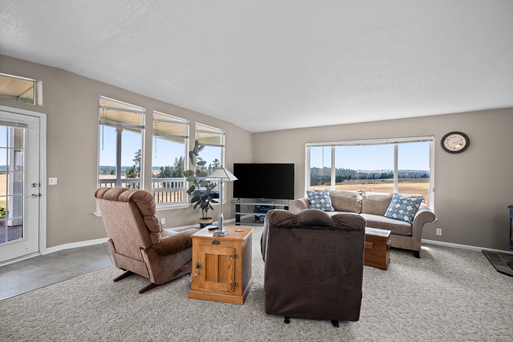 3511 N Brooks Rd - Photo 3