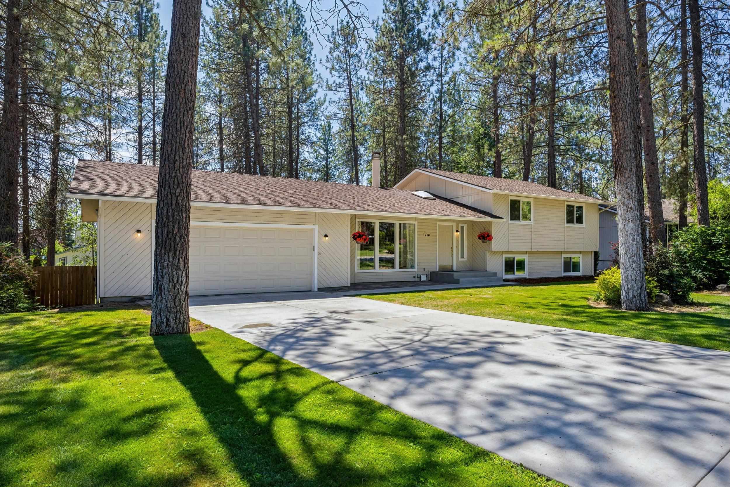 710 E Glencrest Dr - Photo 1