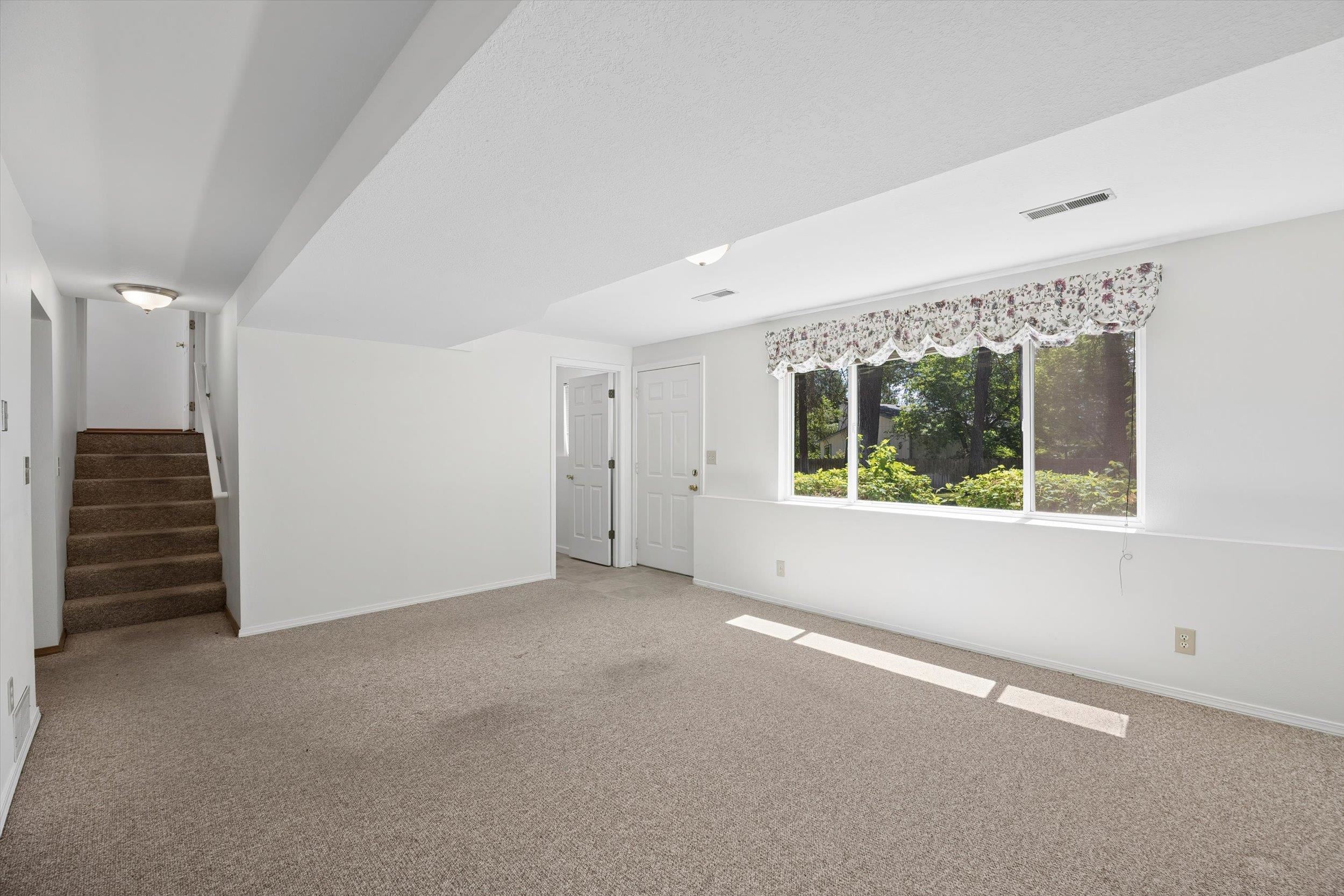 710 E Glencrest Dr - Photo 23