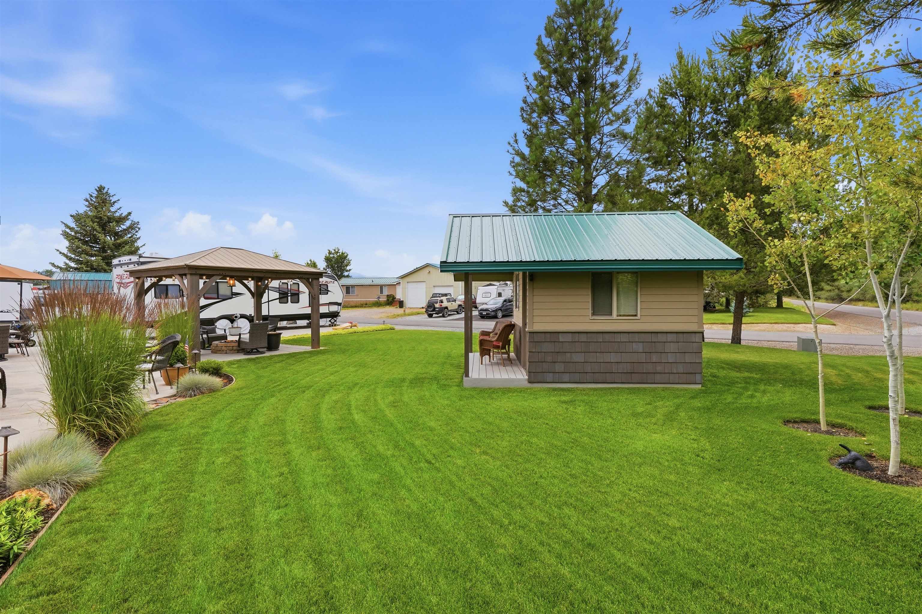 15 Guinevere Dr - Photo 37