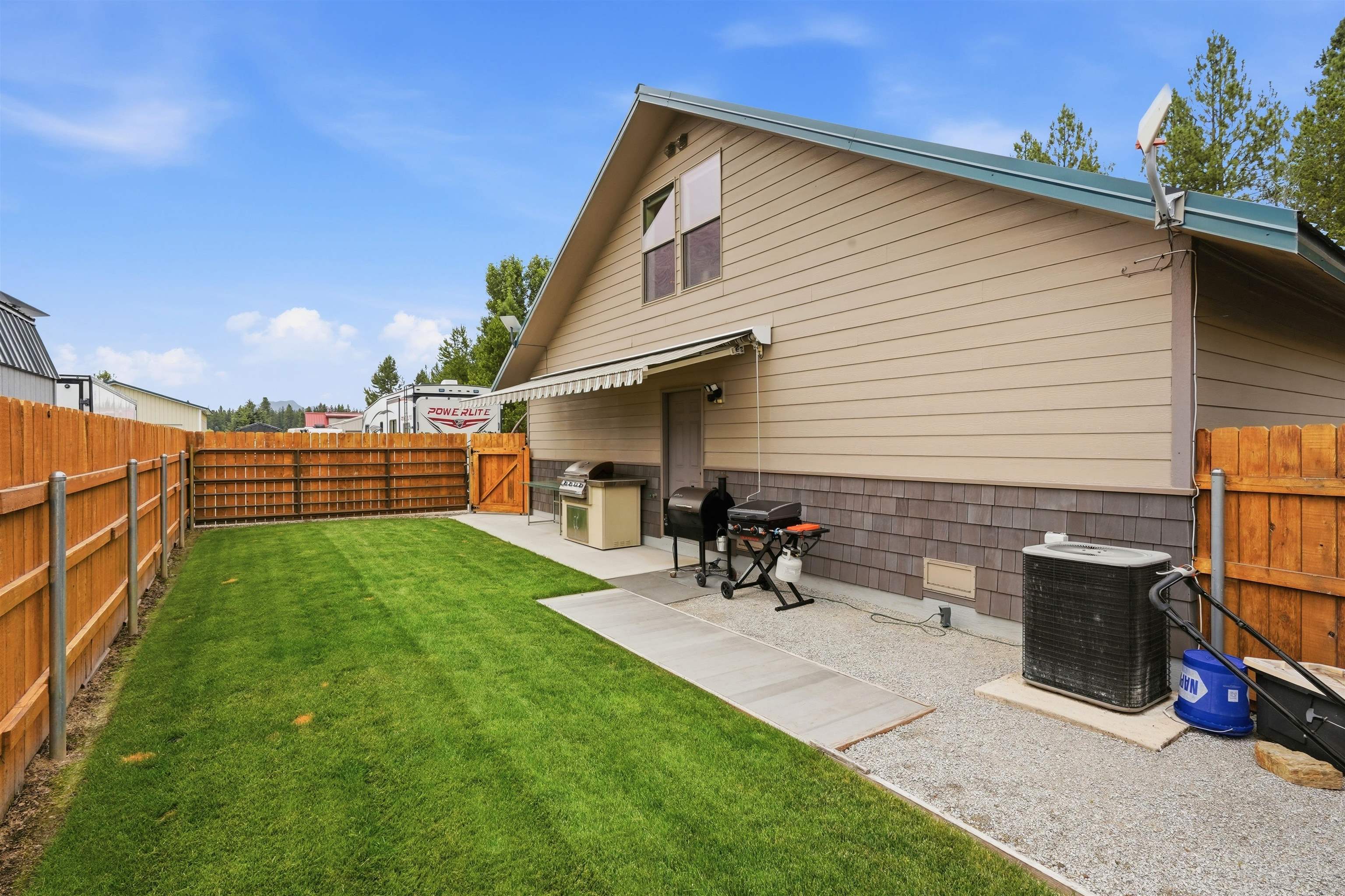 15 Guinevere Dr - Photo 28