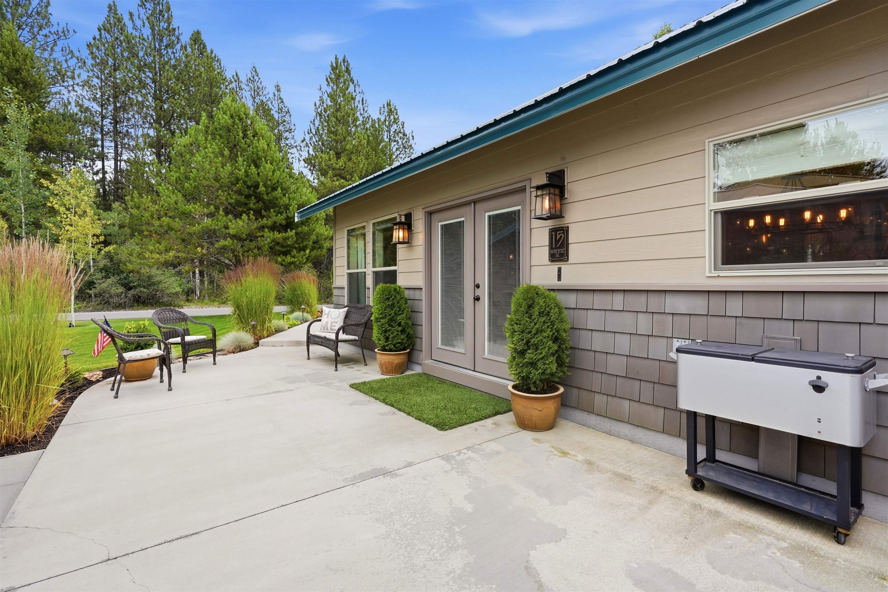 15 Guinevere Dr - Photo 33
