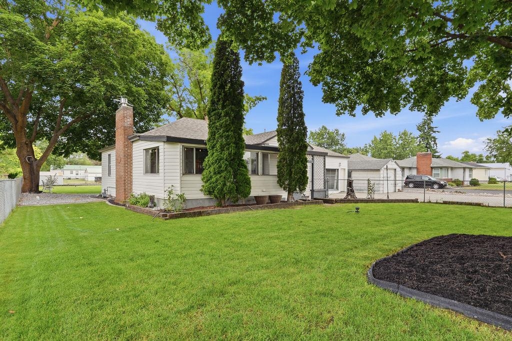 2015 N Vista Rd - Photo 41
