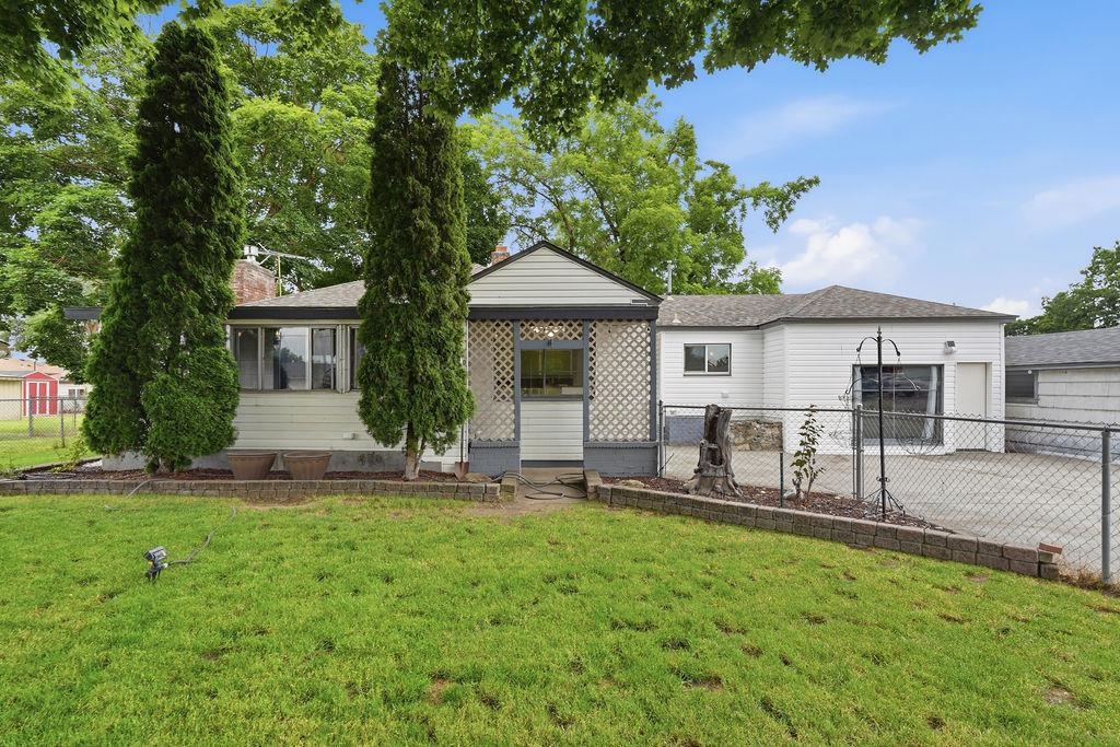 2015 N Vista Rd - Photo 37