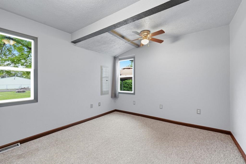 2015 N Vista Rd - Photo 19