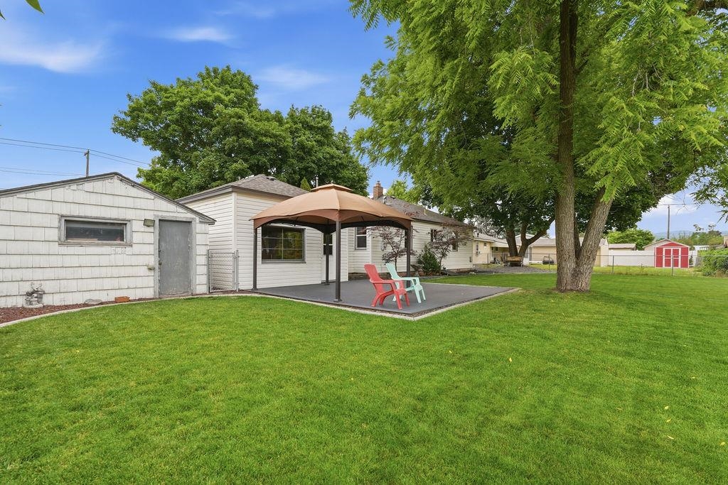 2015 N Vista Rd - Photo 36