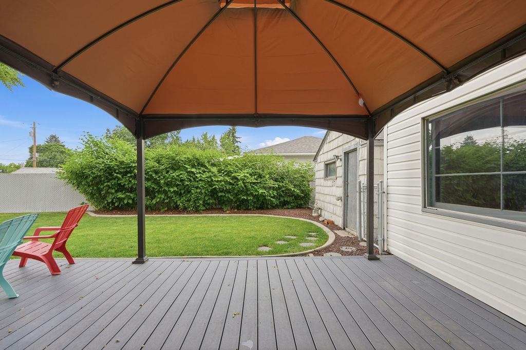 2015 N Vista Rd - Photo 32