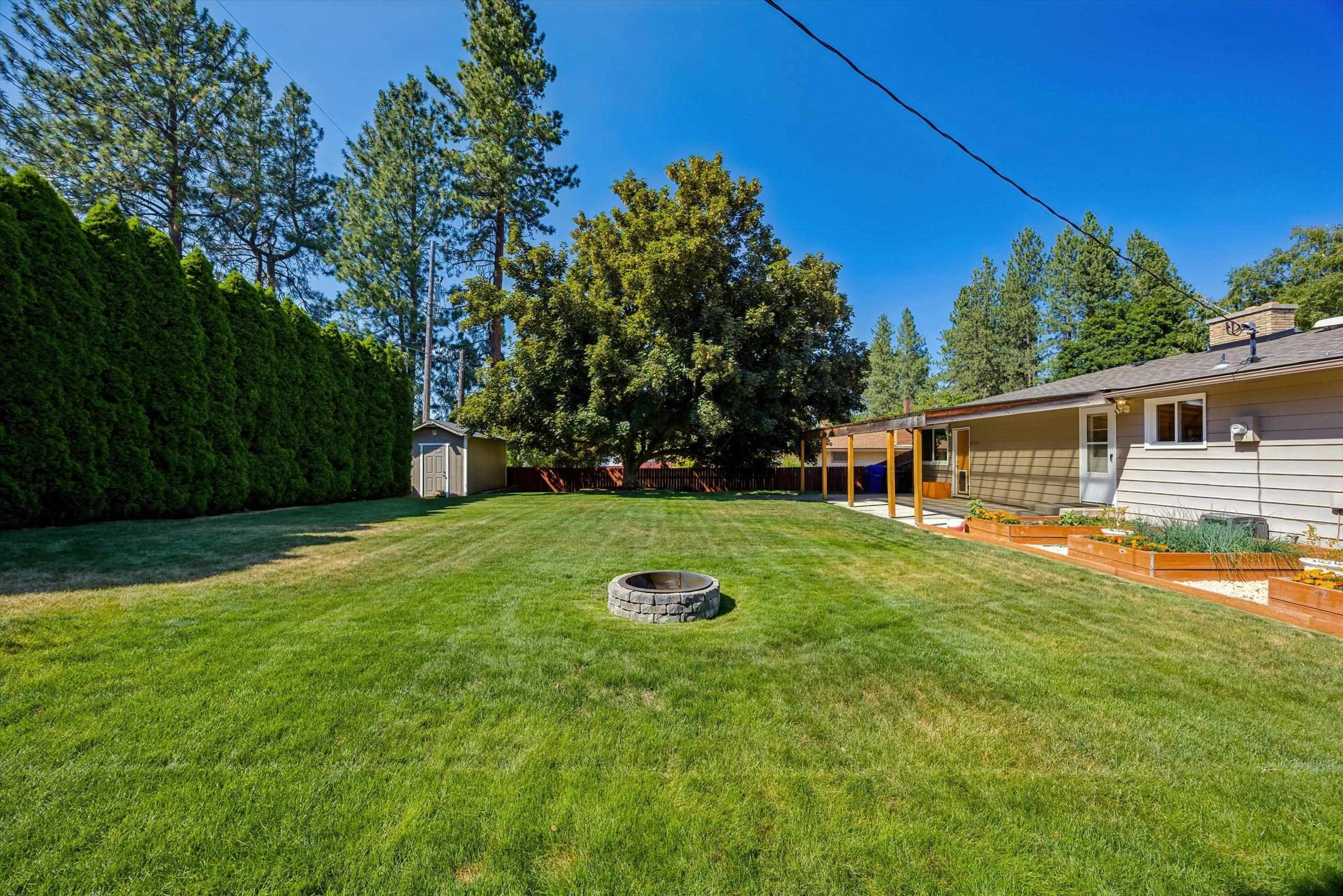 8213 N Whitehouse Dr - Photo 39