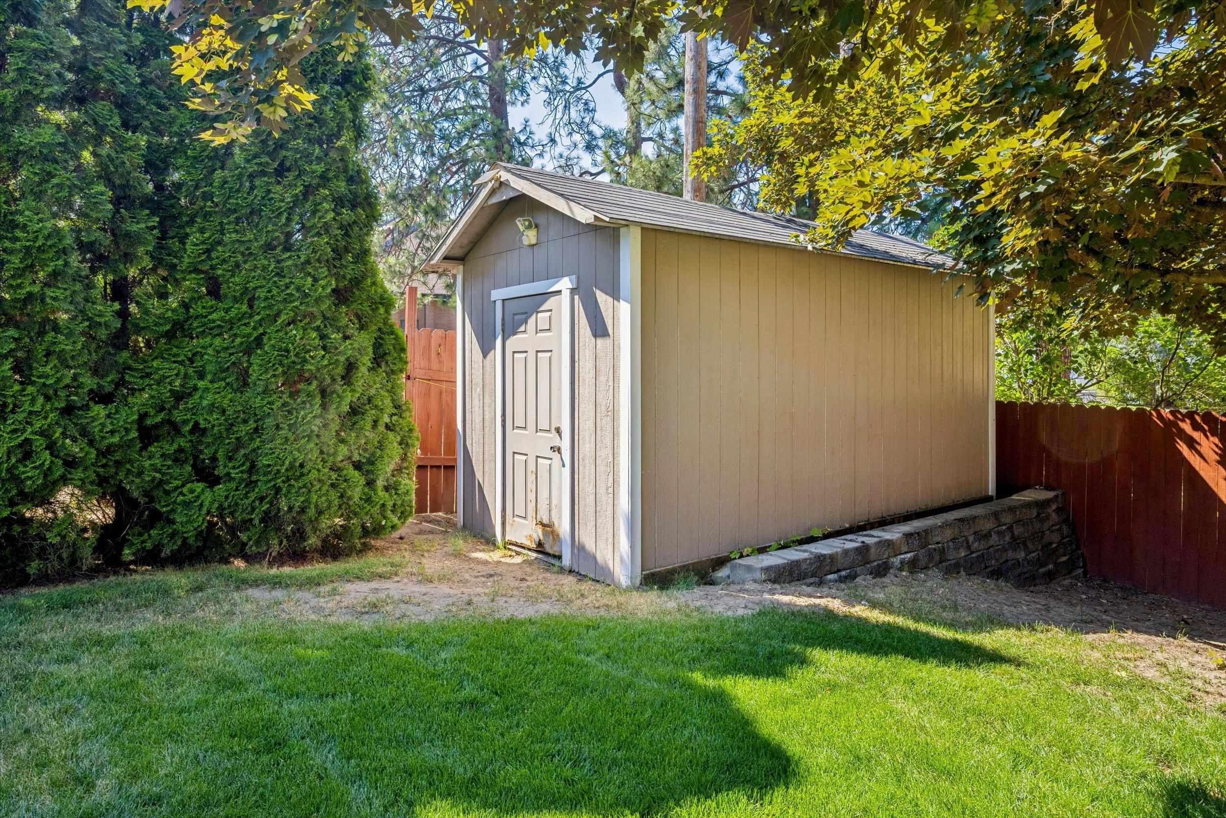 8213 N Whitehouse Dr - Photo 44