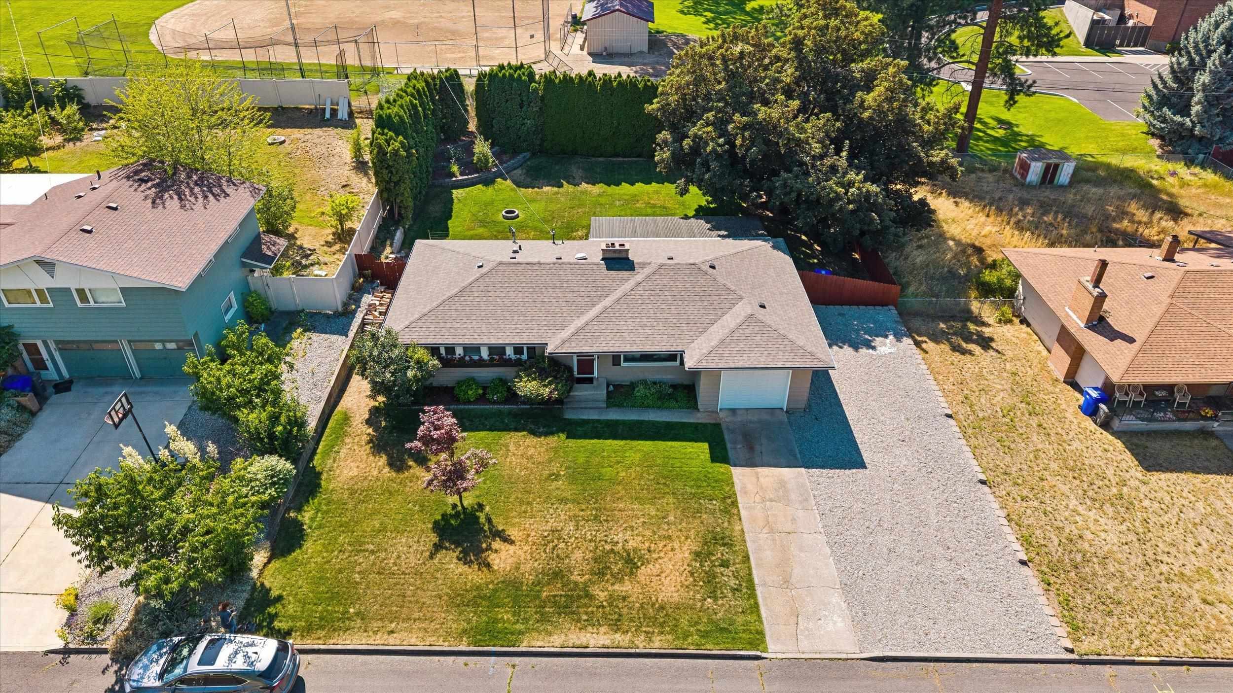 8213 N Whitehouse Dr - Photo 45