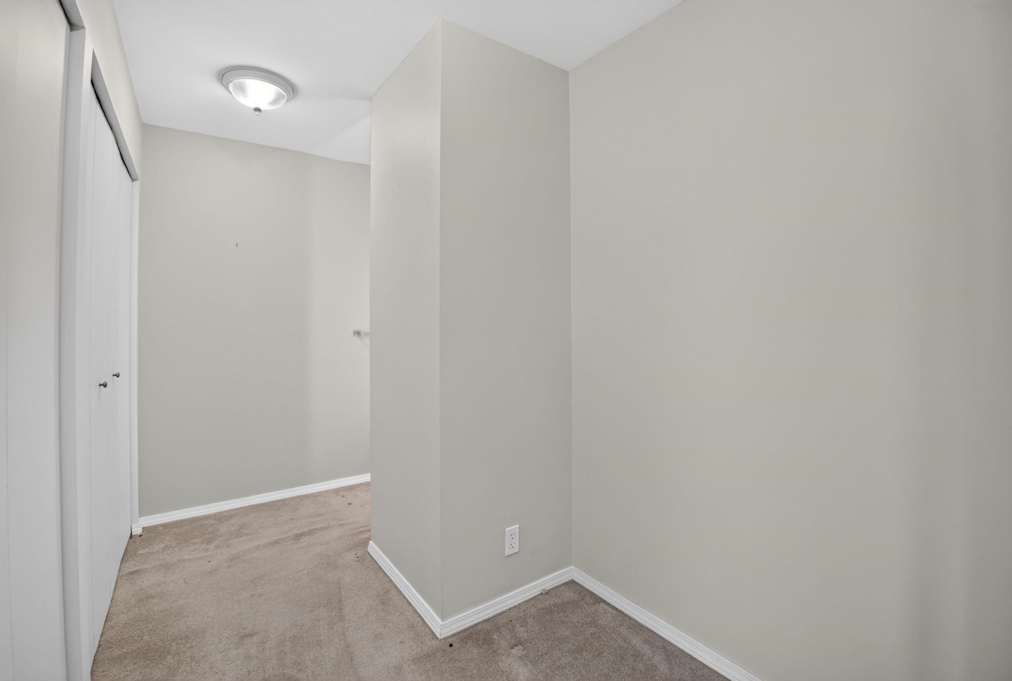 700 W 7th Ave - Photo 24
