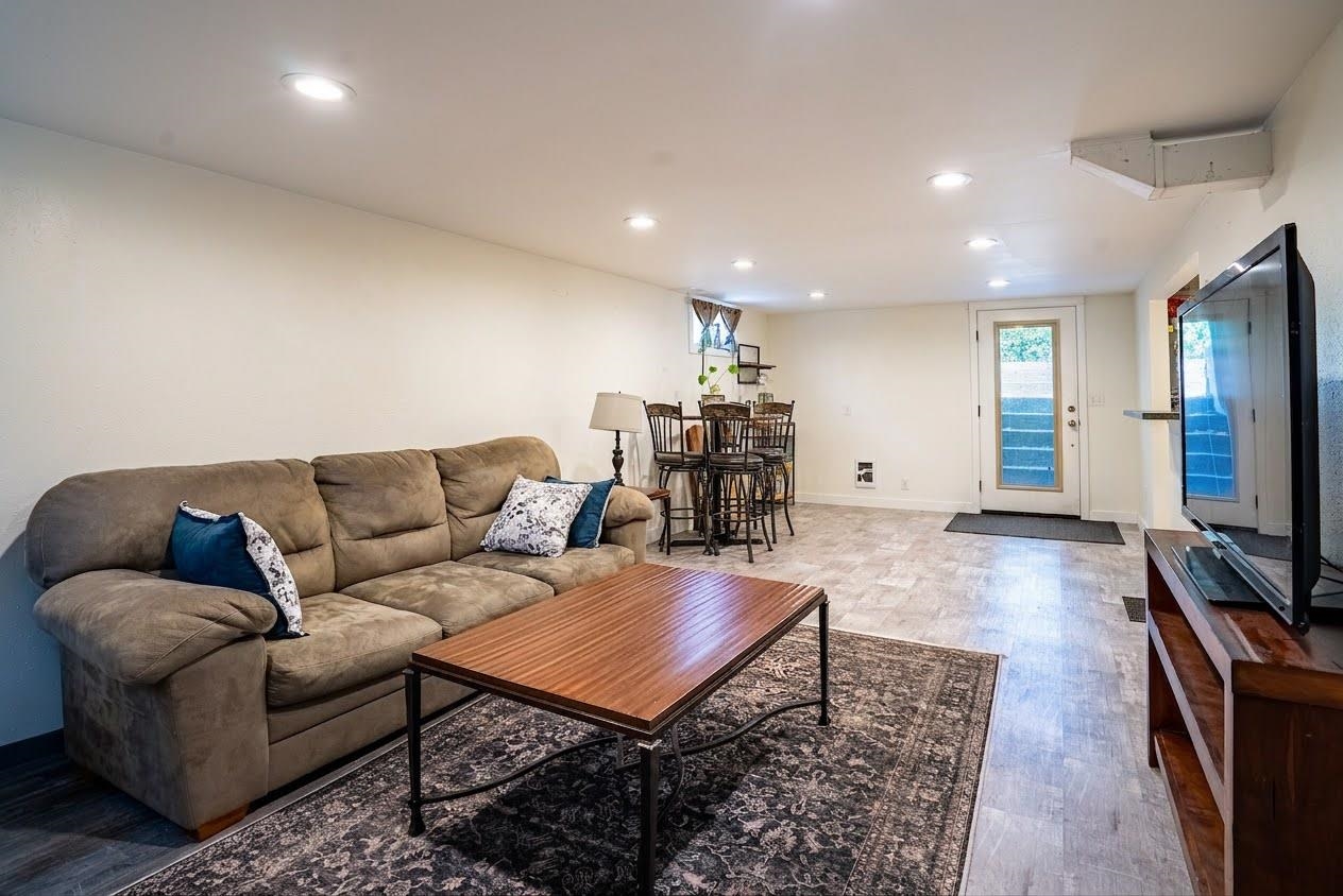 716 W 15th Ave - Photo 19
