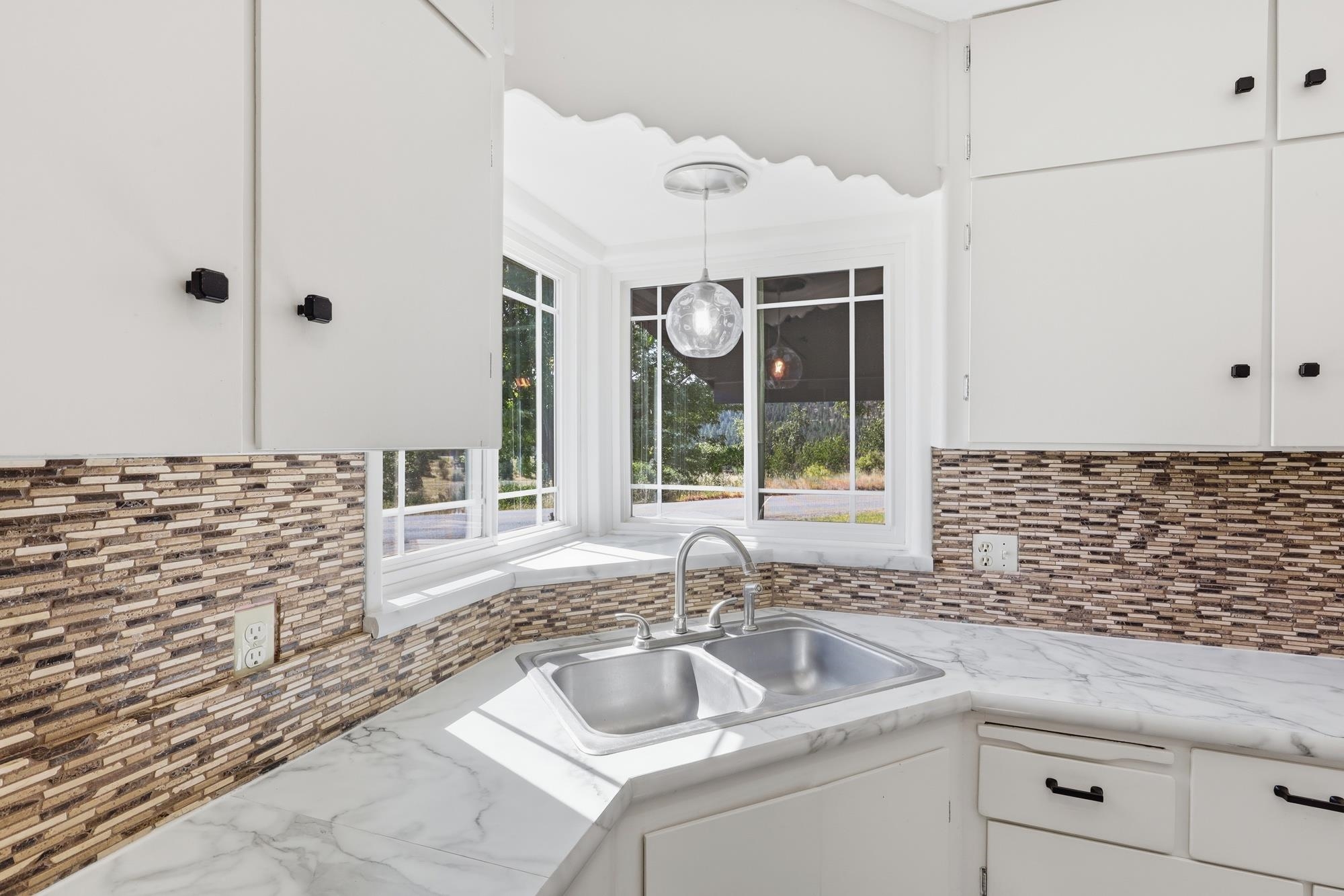 25815 E River Rd - Photo 8