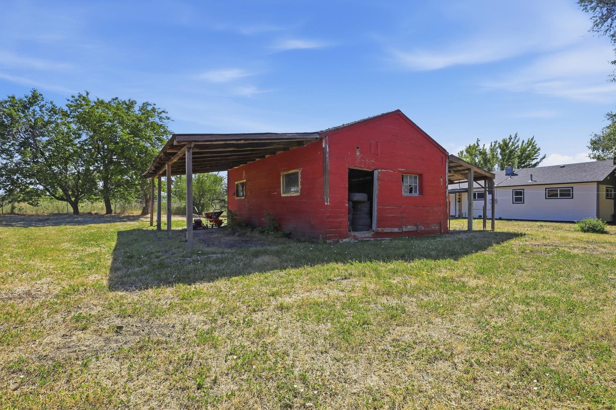 25815 E River Rd - Photo 30
