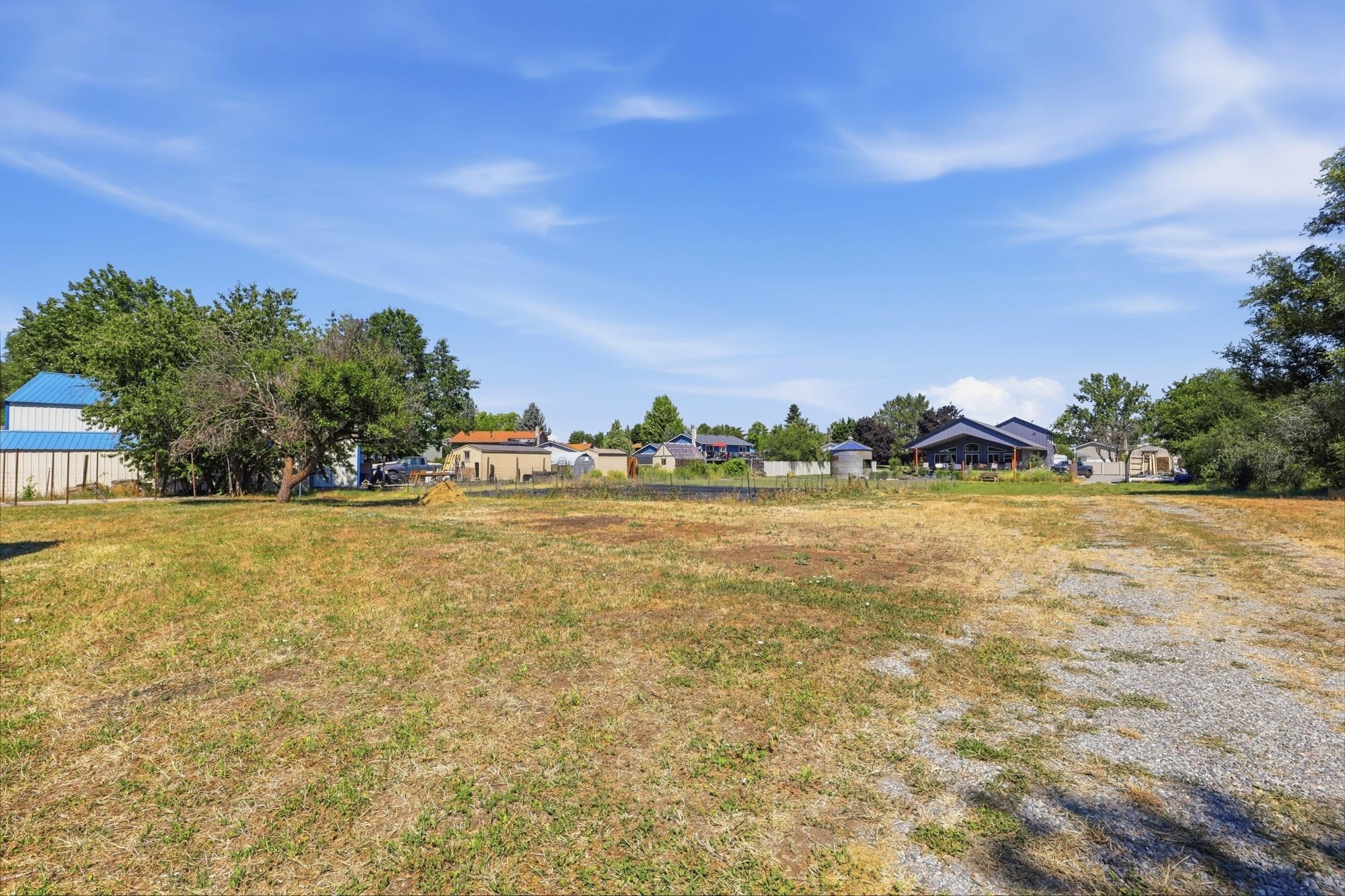 25815 E River Rd - Photo 33