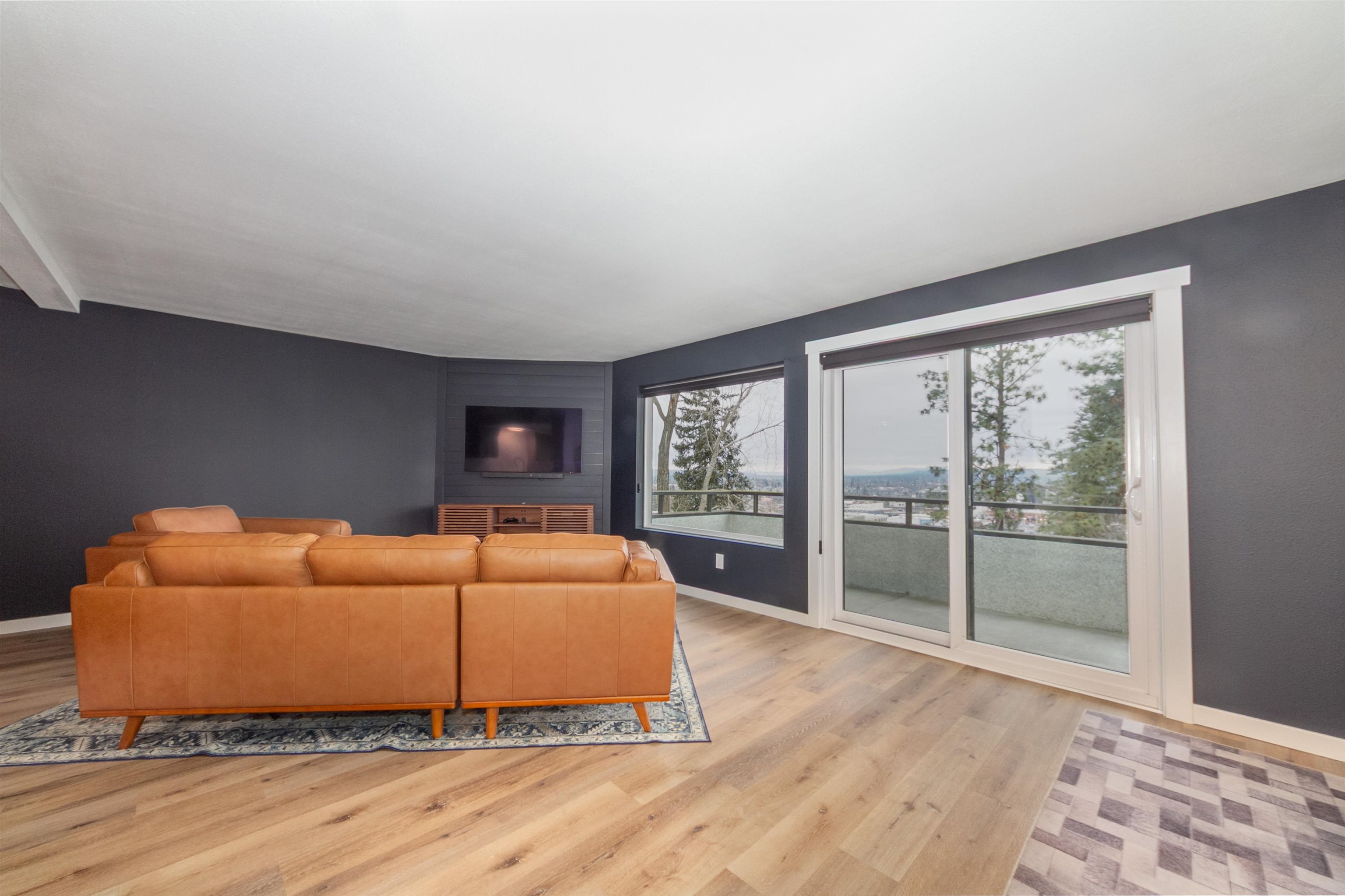 1111 W 6th Ave - Photo 4