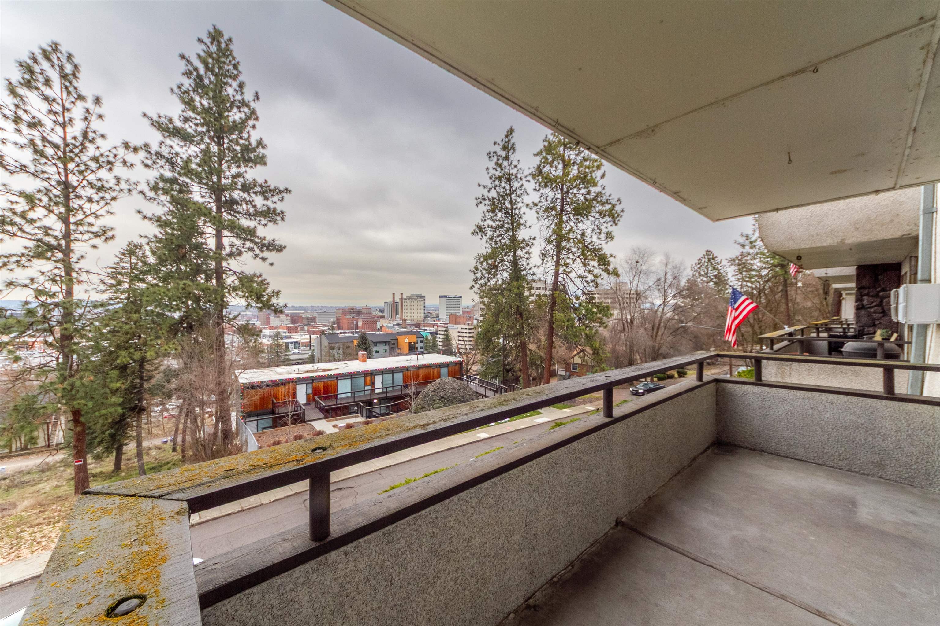 1111 W 6th Ave - Photo 6