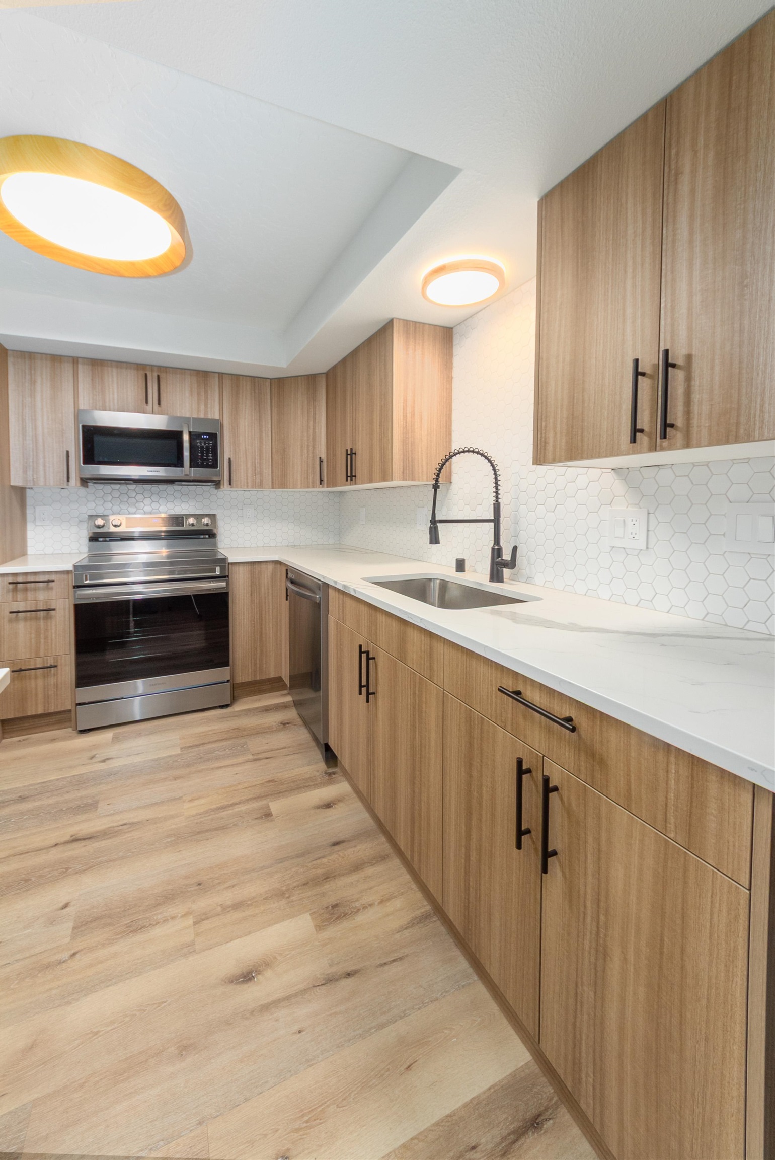 1111 W 6th Ave - Photo 13