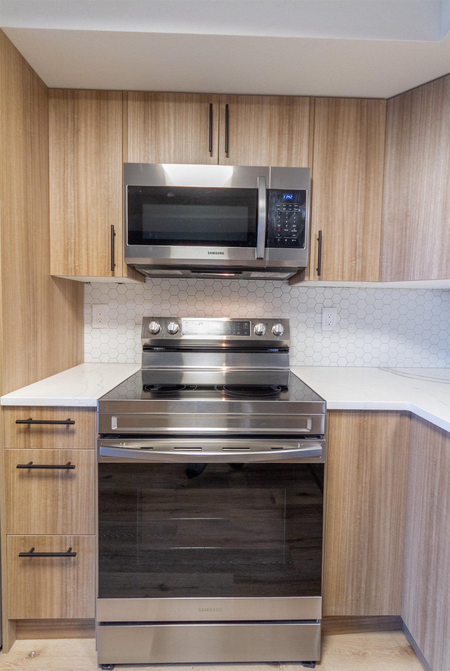 1111 W 6th Ave - Photo 14