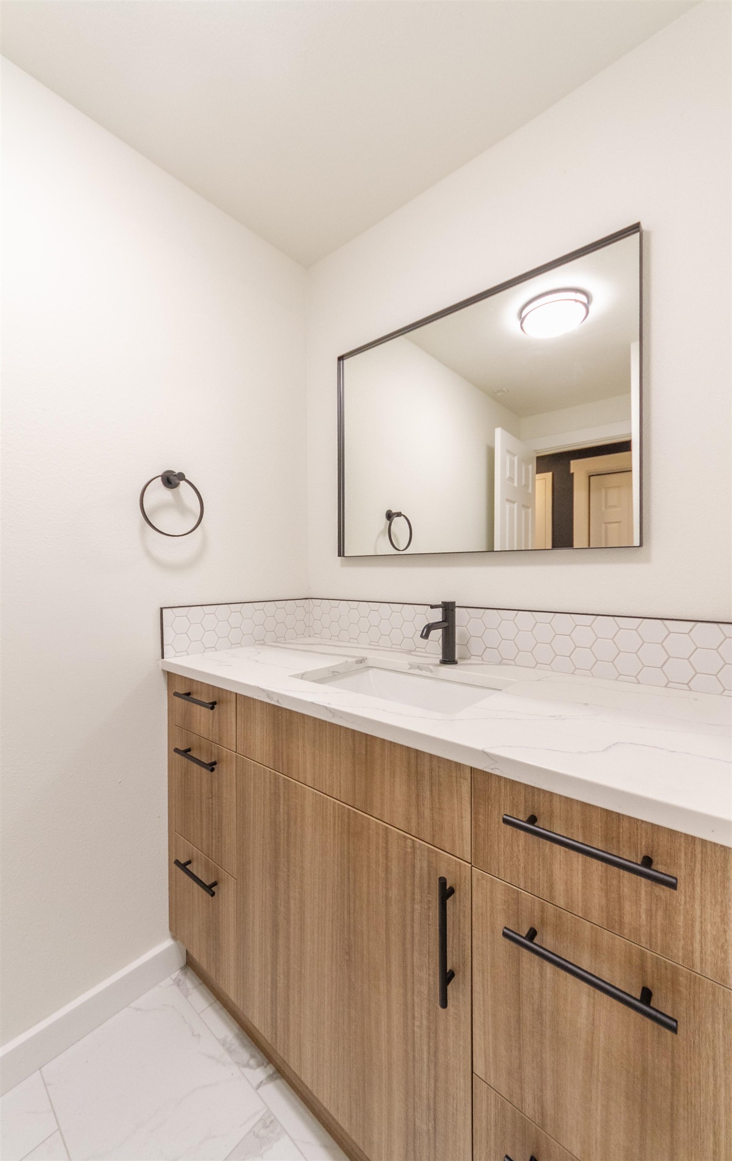 1111 W 6th Ave - Photo 19