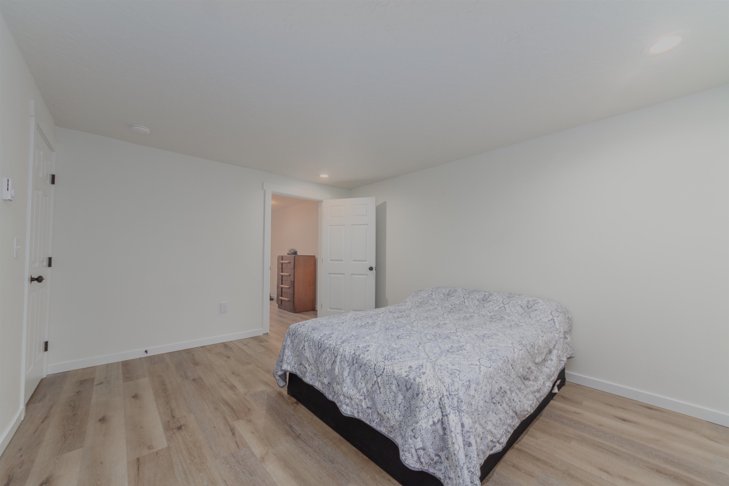 1111 W 6th Ave - Photo 23