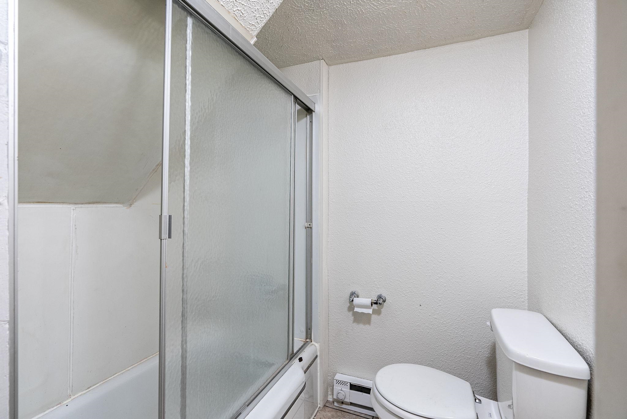 2022 W College Ave - Photo 11