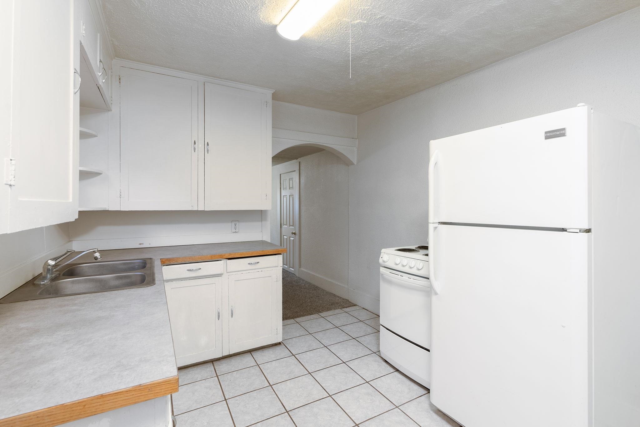 2022 W College Ave - Photo 17