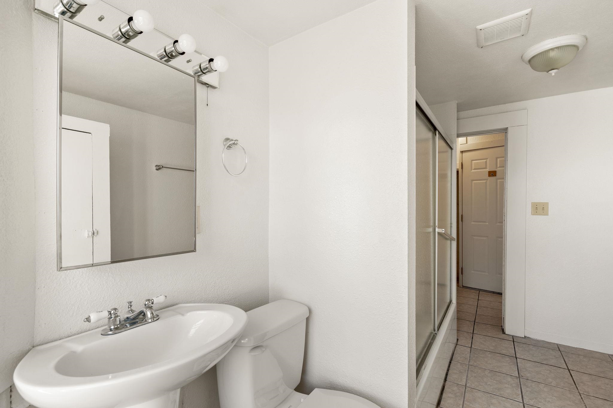 2022 W College Ave - Photo 23
