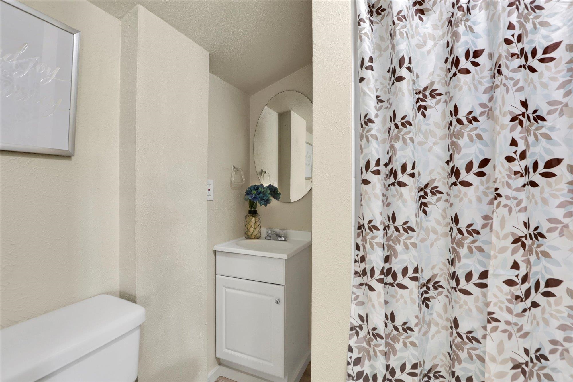 1211 W Bismark Ave - Photo 14