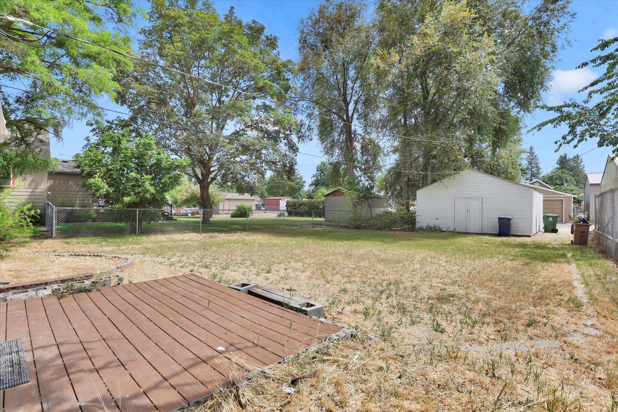 1211 W Bismark Ave - Photo 16