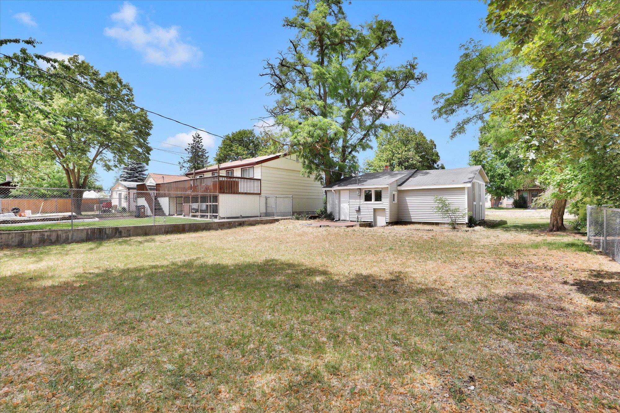 1211 W Bismark Ave - Photo 19