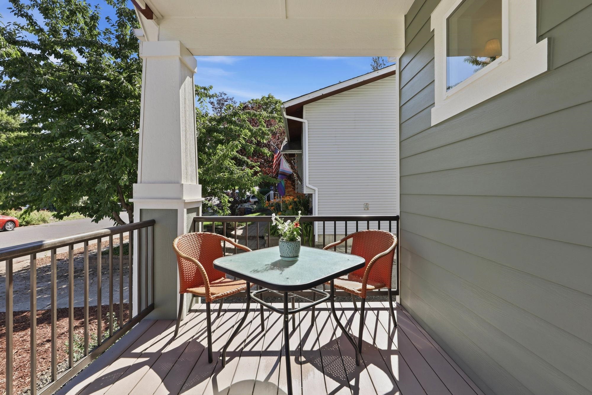 806 E 10th Ave - Photo 8