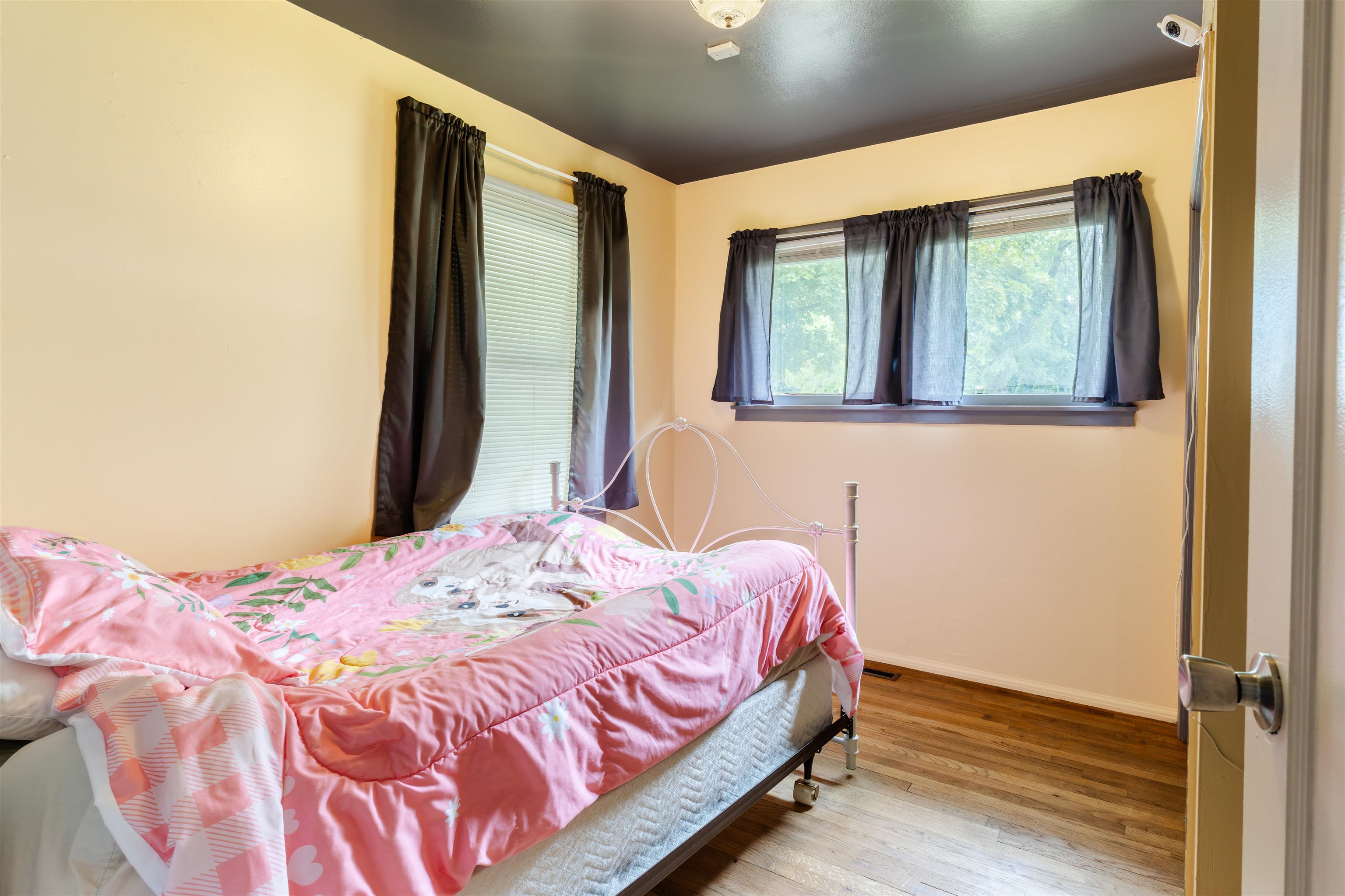 3604 E Fairview Ave - Photo 9