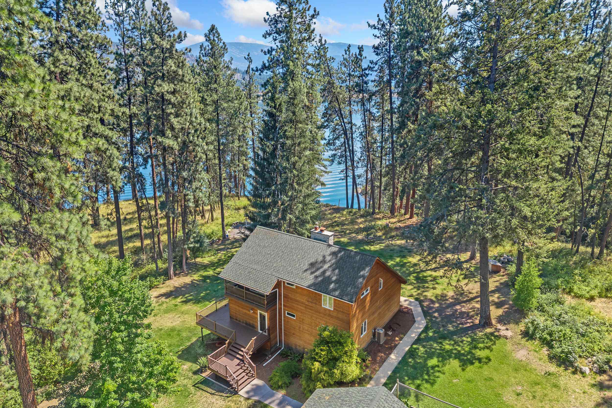 61 Columbia Dr - Photo 1