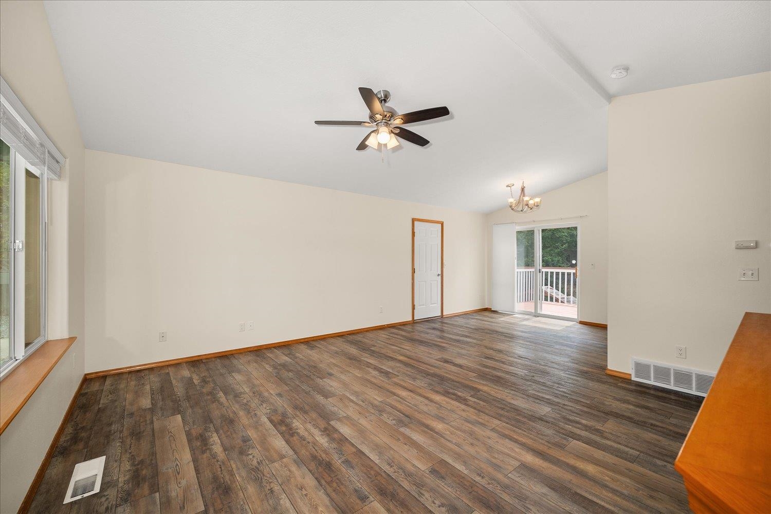8202 E Tony Ln - Photo 5