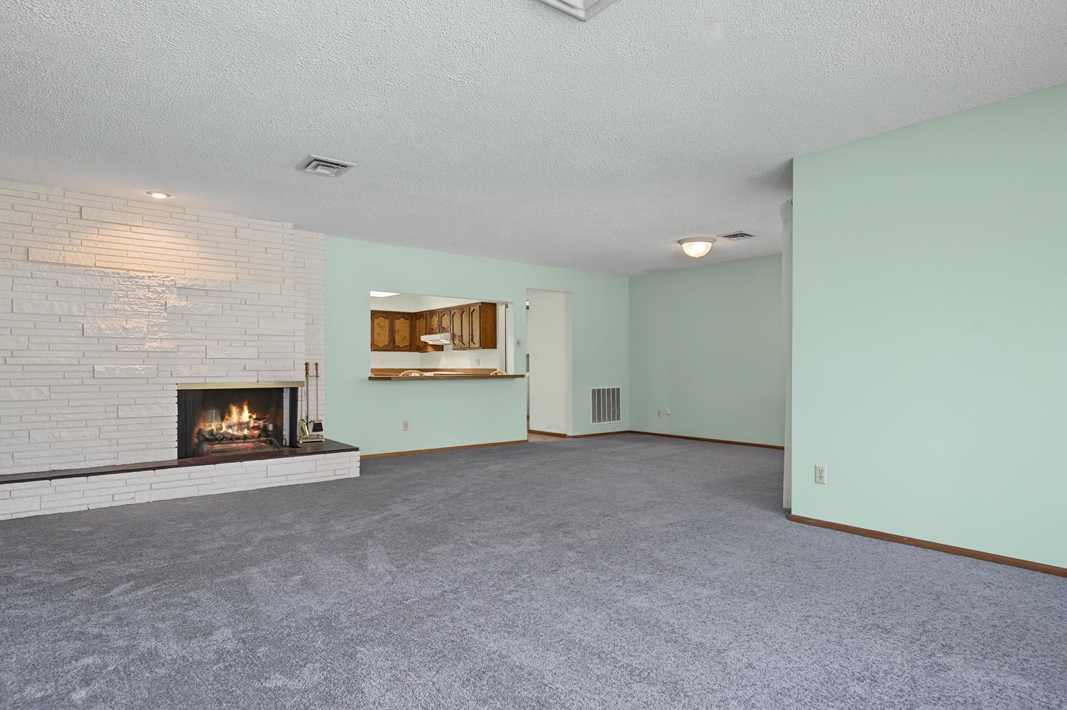 4315 S STONE St - Photo 6