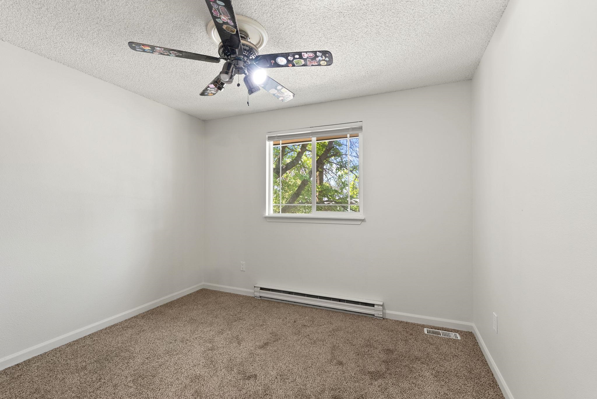 7906 N Dakota St - Photo 12
