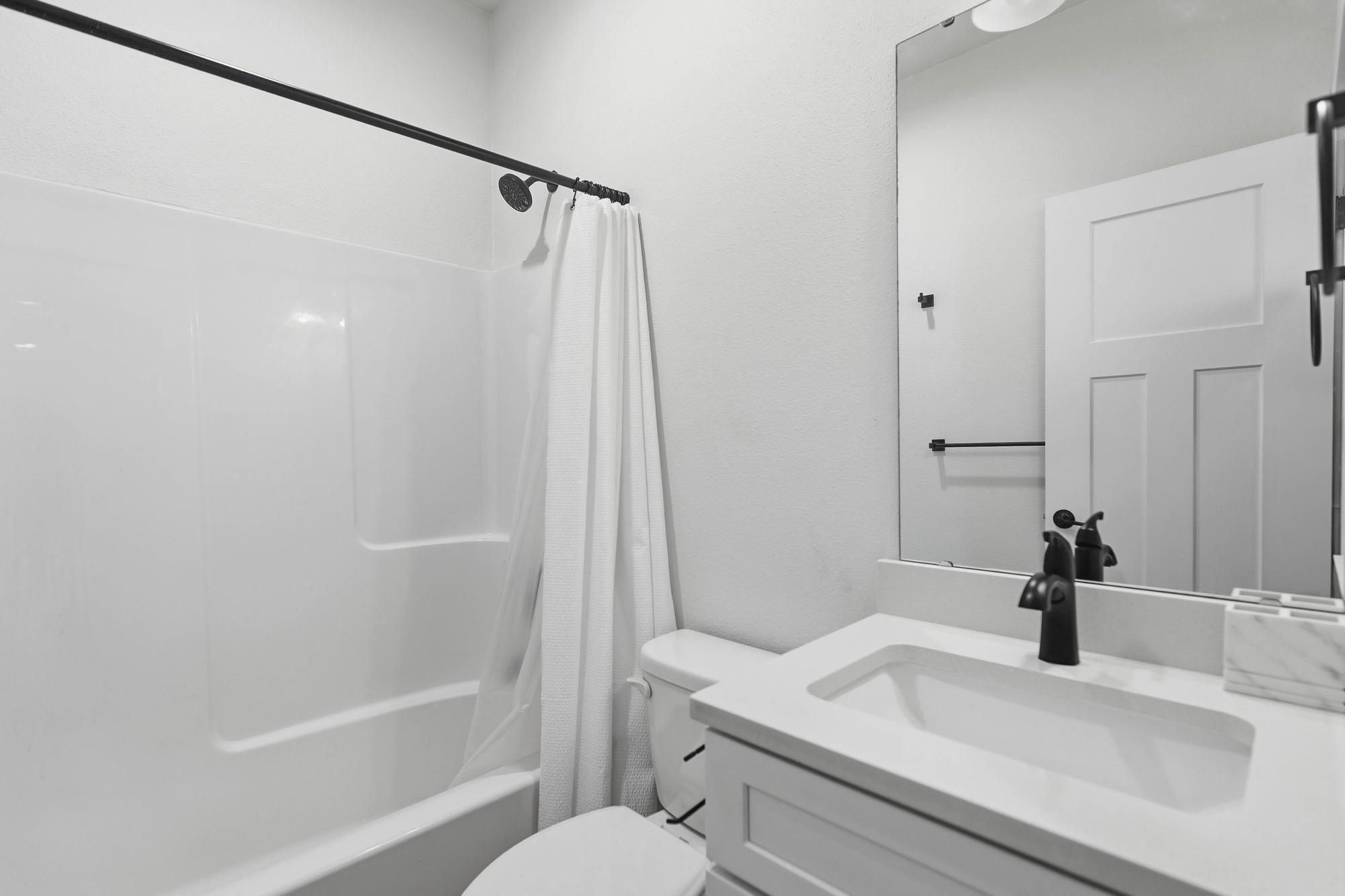 1525 W Fairview Ave - Photo 14
