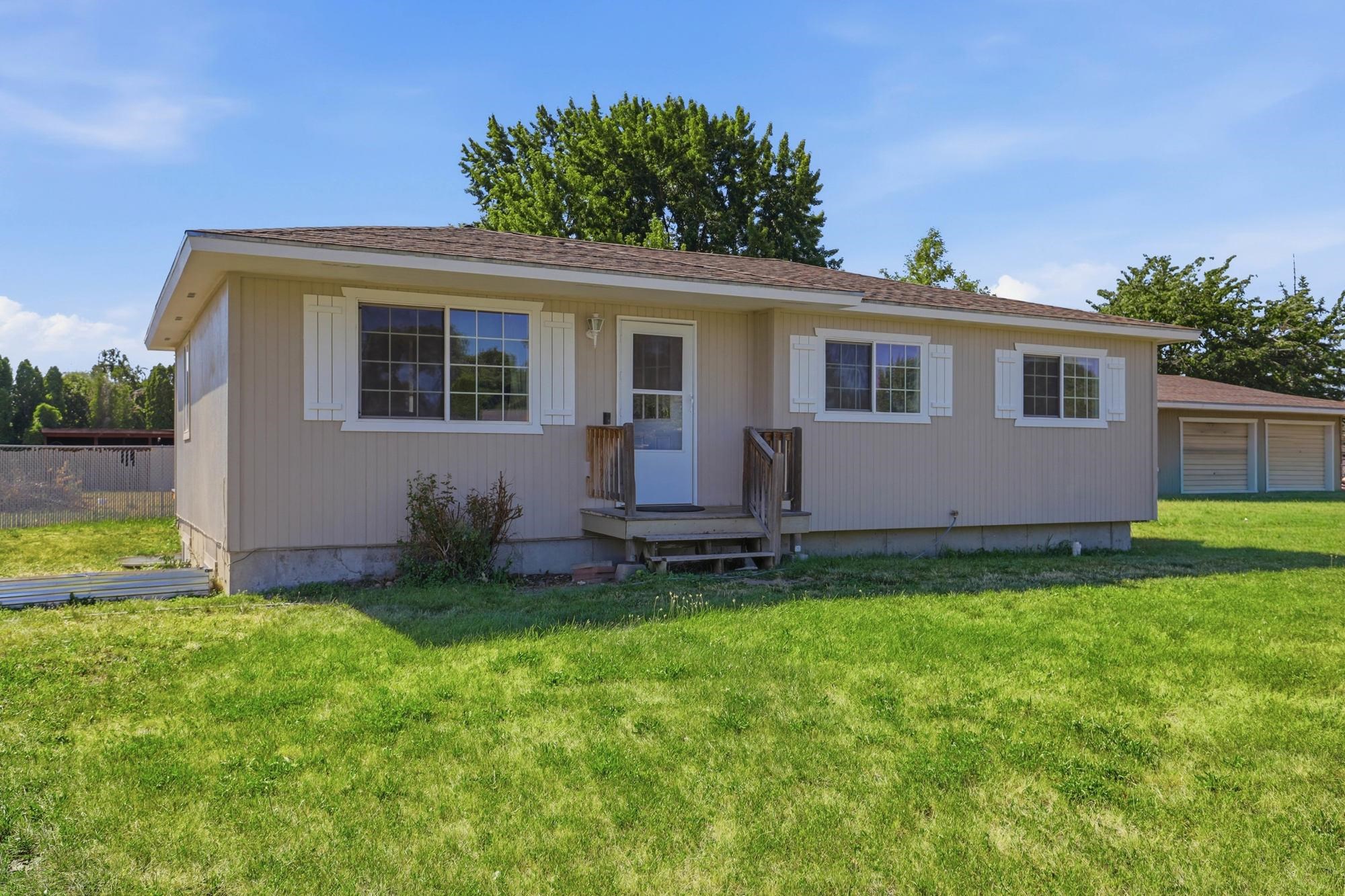2809 N JOHNSON Ct - Photo 3