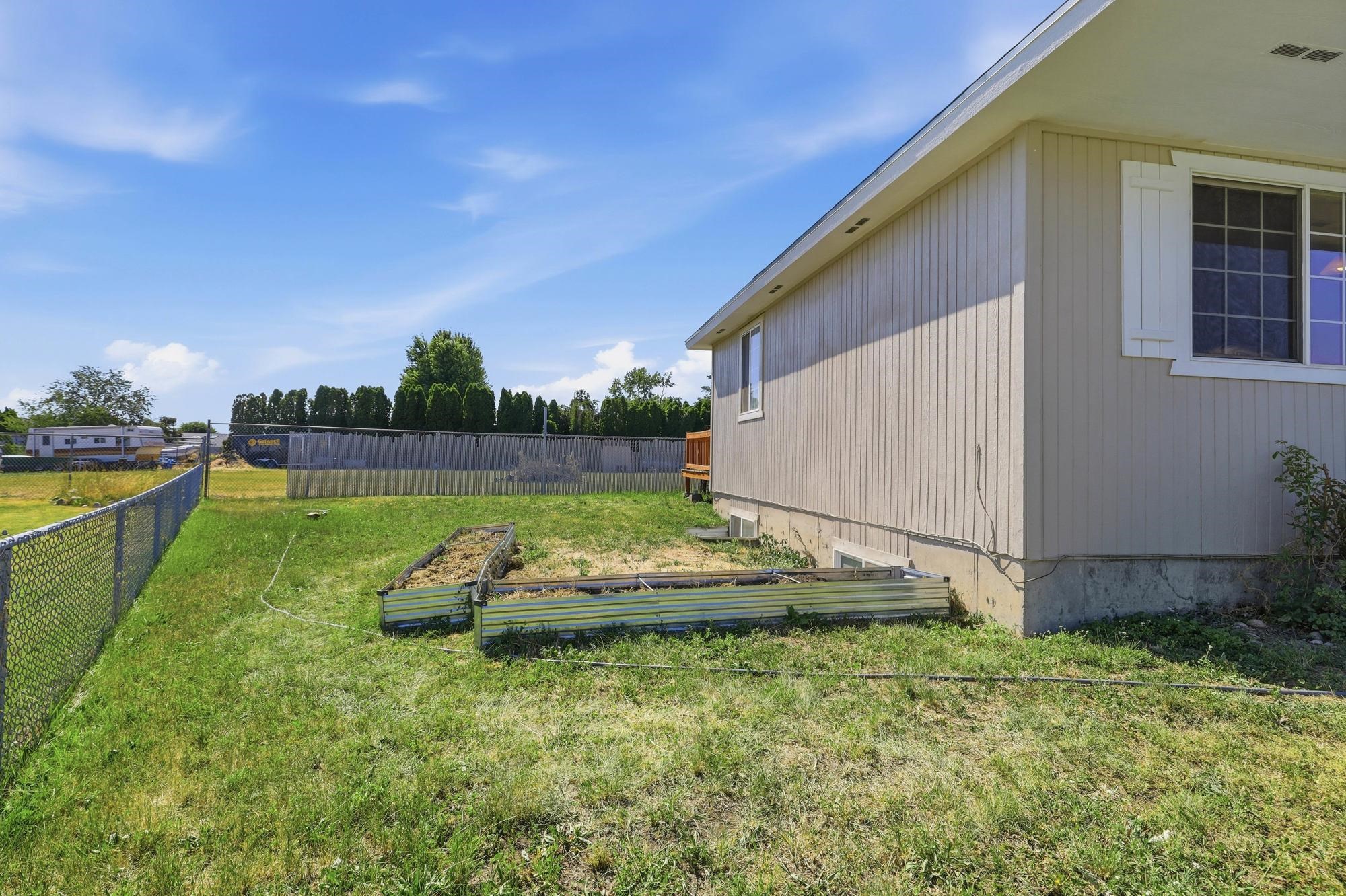 2809 N JOHNSON Ct - Photo 29