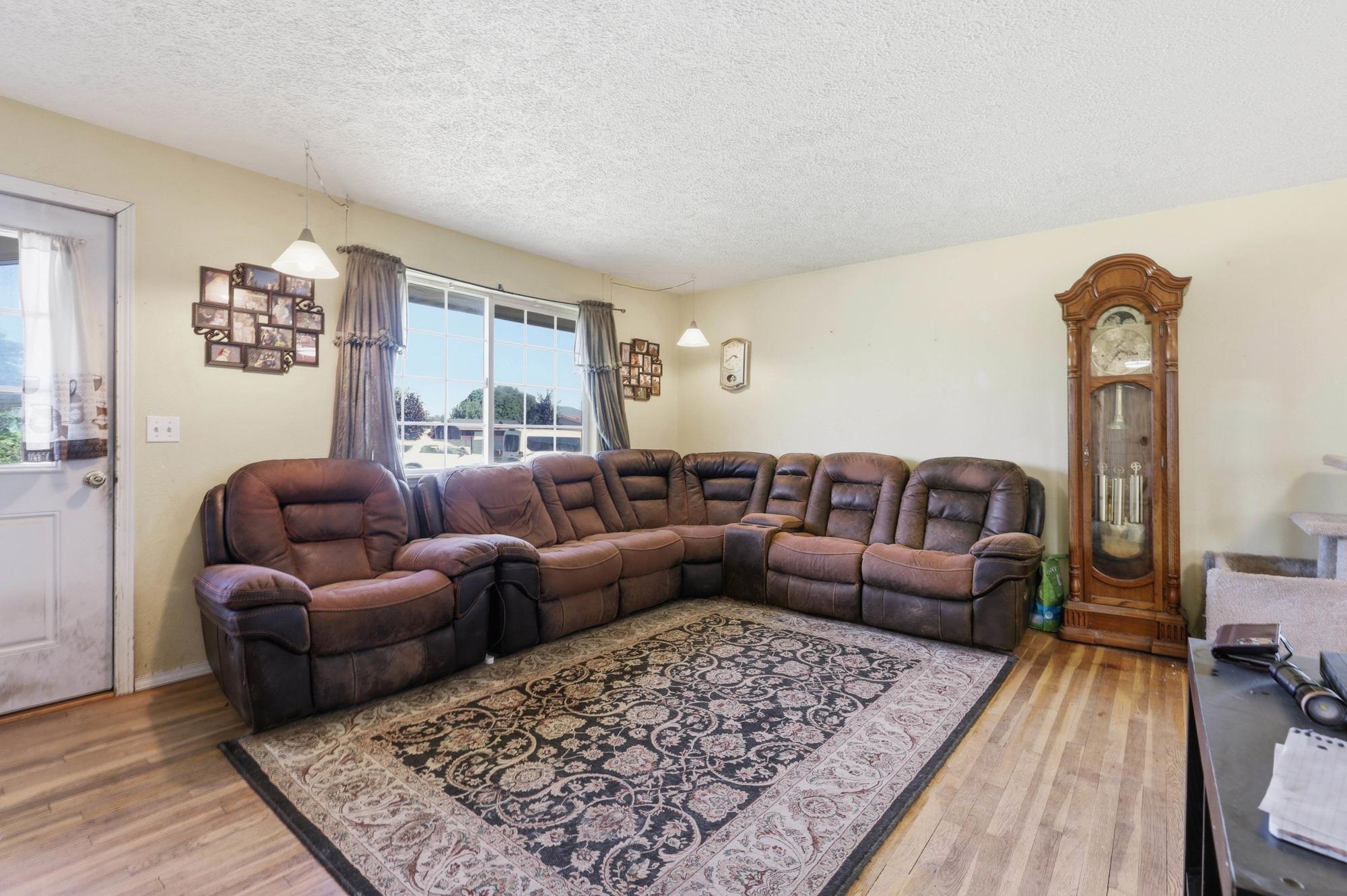 2809 N JOHNSON Ct - Photo 5