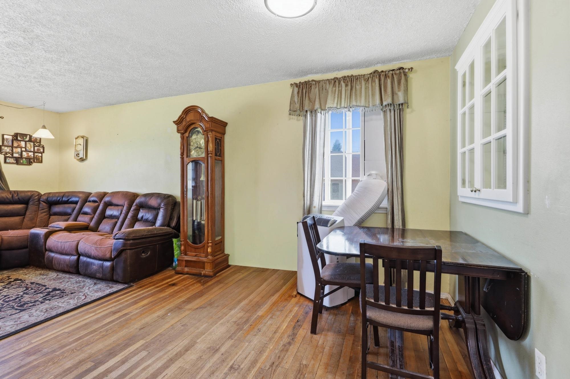2809 N JOHNSON Ct - Photo 7