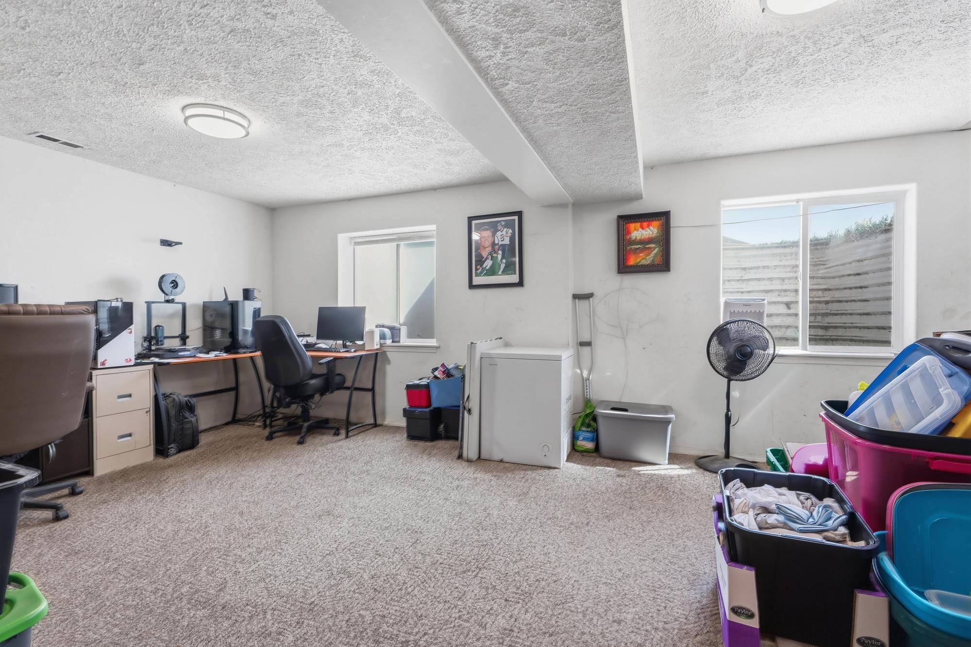 2809 N JOHNSON Ct - Photo 22