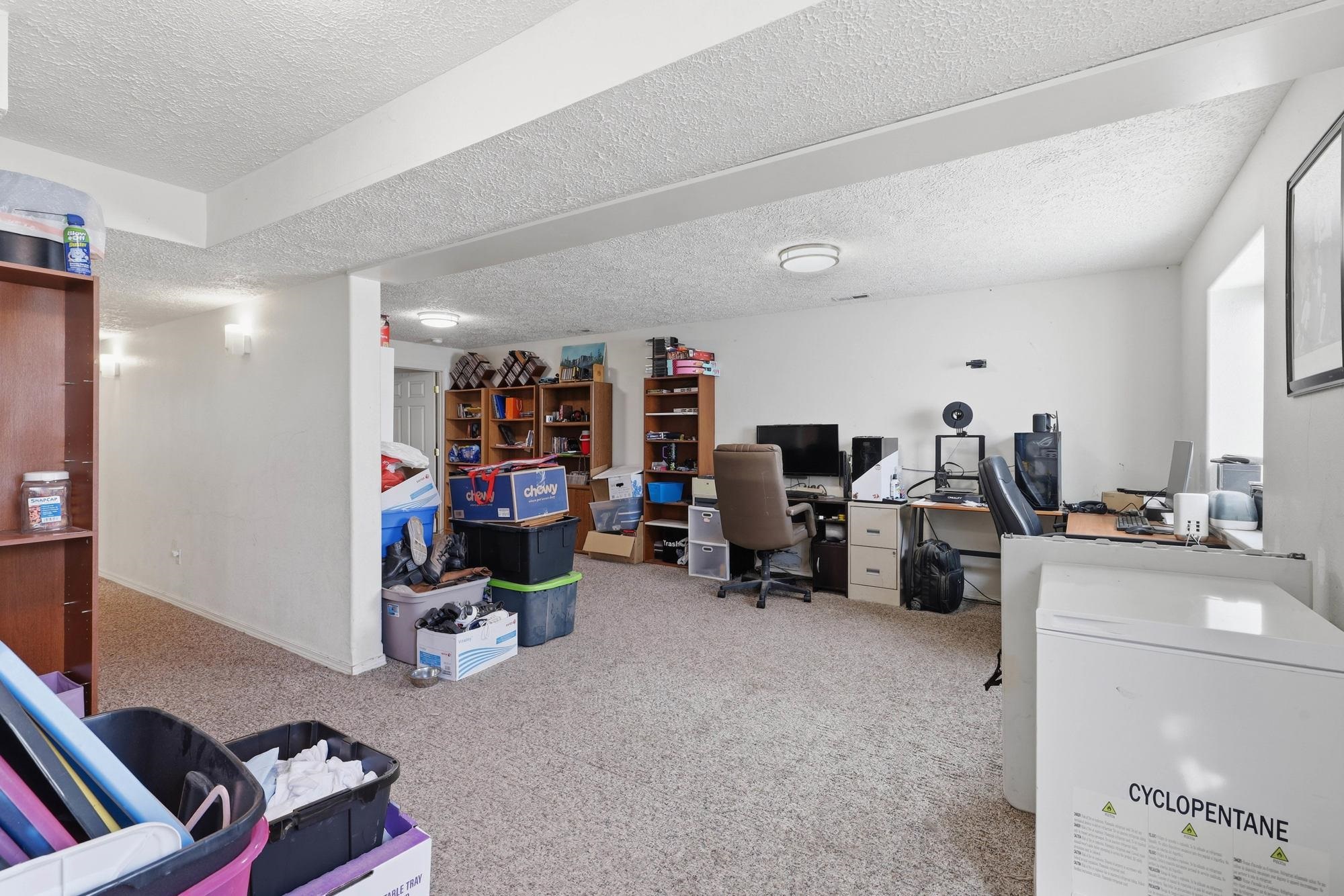2809 N JOHNSON Ct - Photo 23