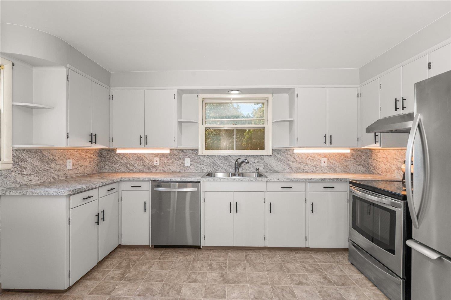 8121 E Marietta Ave - Photo 11